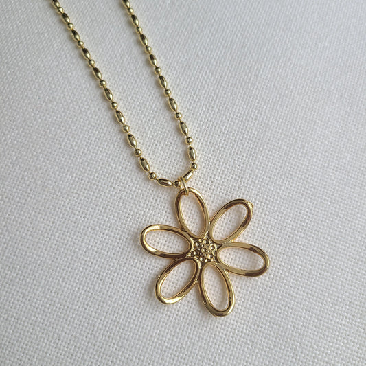Gardenia Necklace