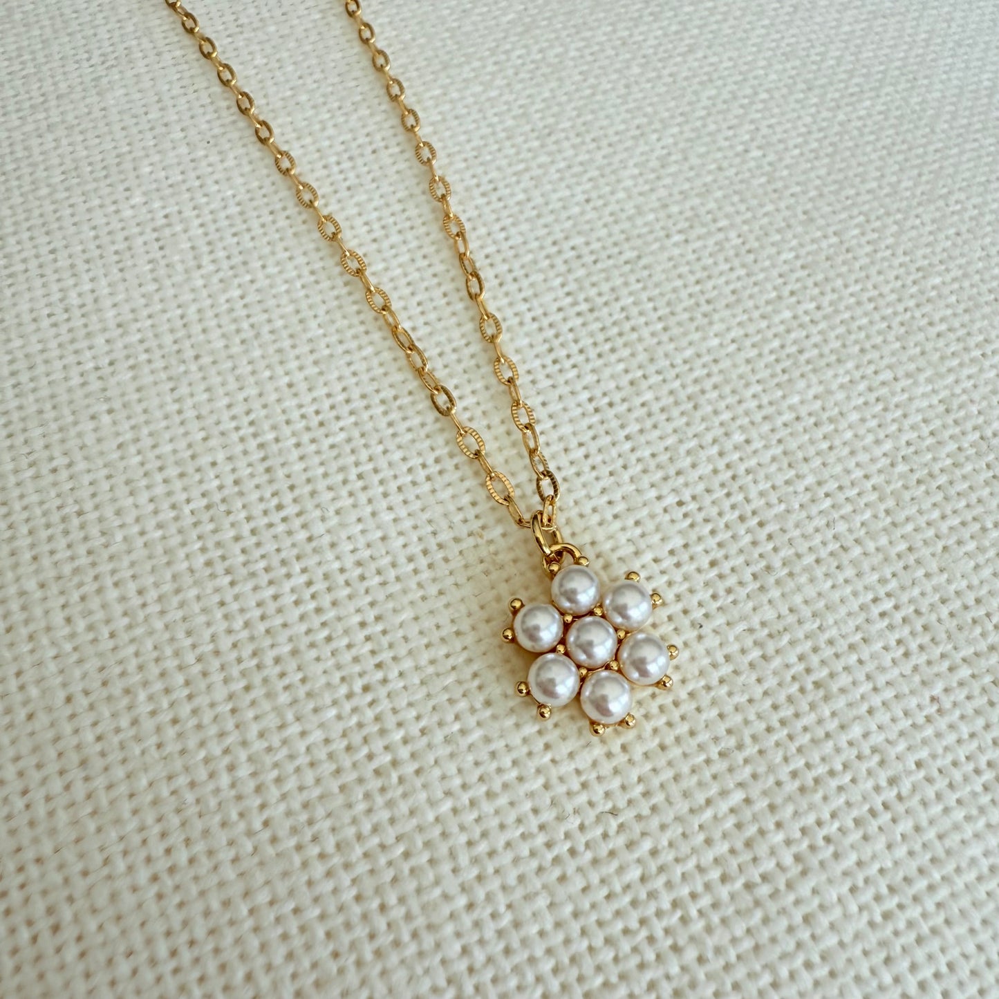 Pearl Flower Necklace
