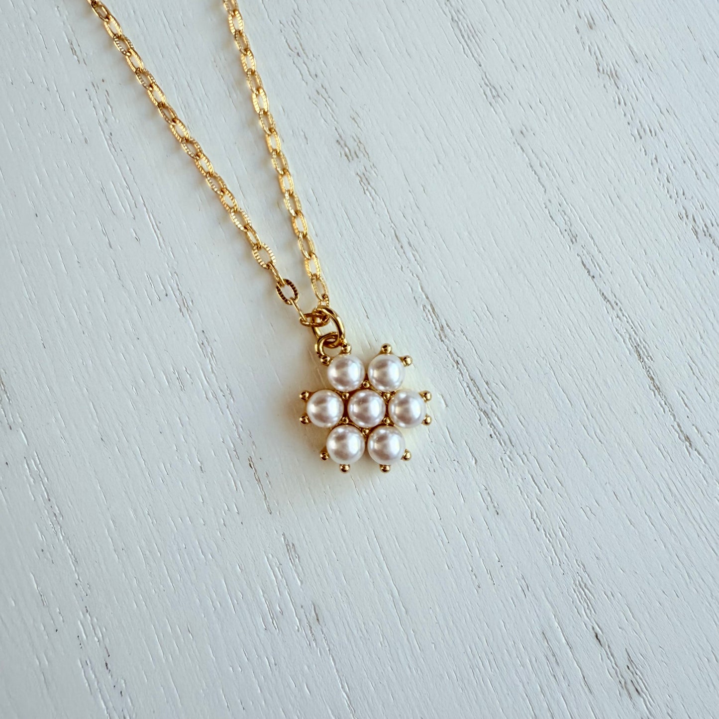 Pearl Flower Necklace