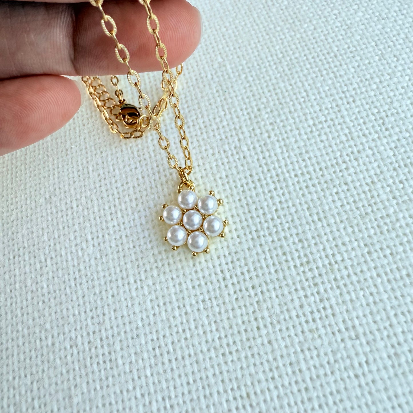 Pearl Flower Necklace