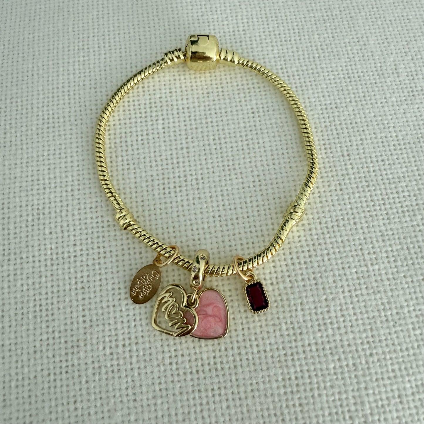 Bracelet rose perle pour maman