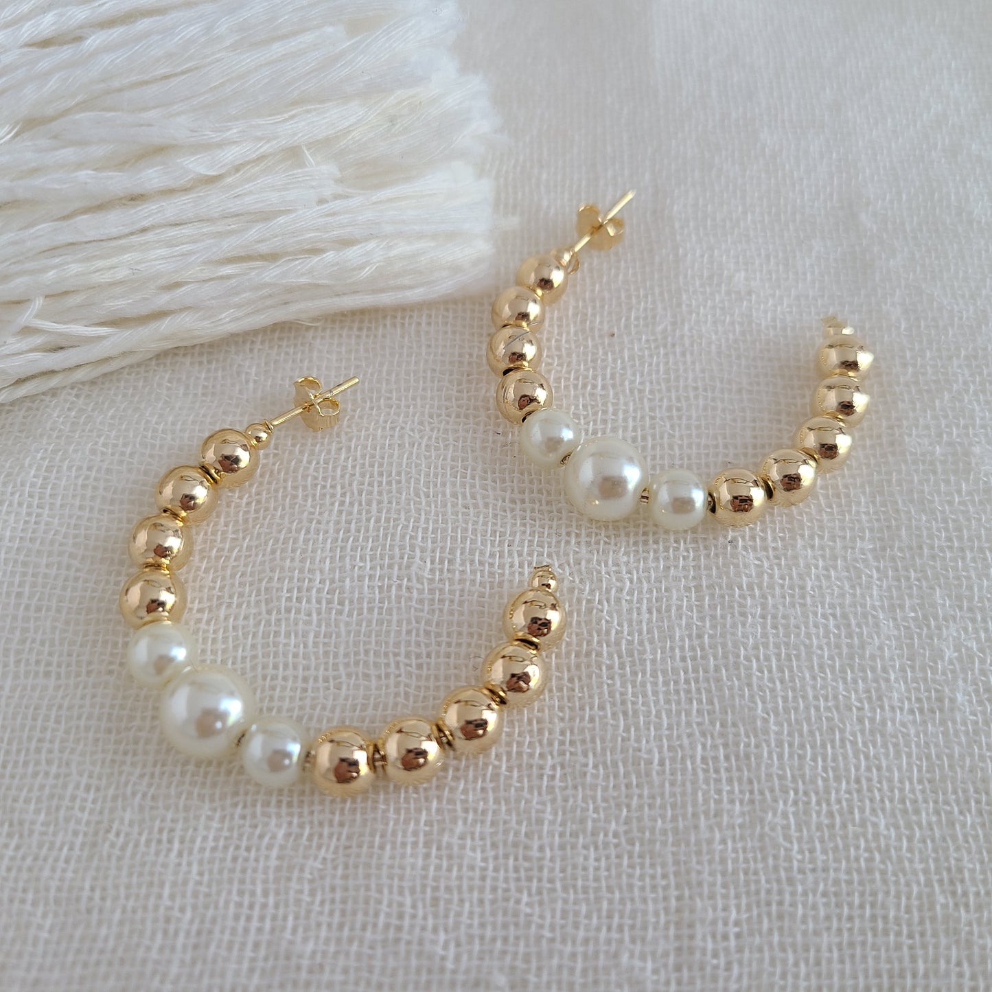 Lucy Pearls Hoop Earrings