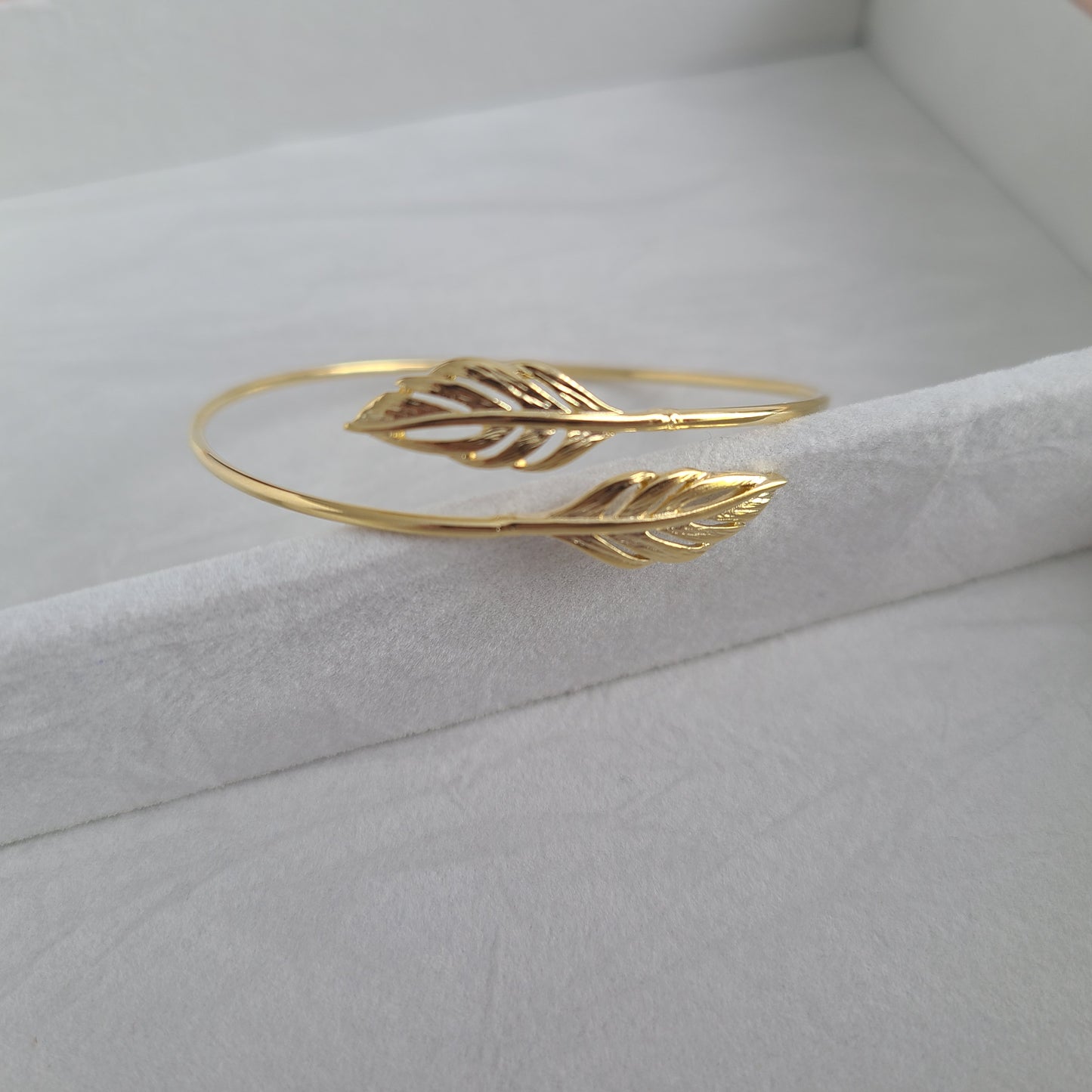 Leaf Bangle bracelet