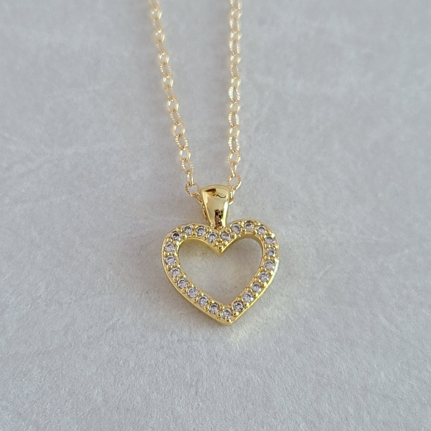 Heart Necklace - Amour