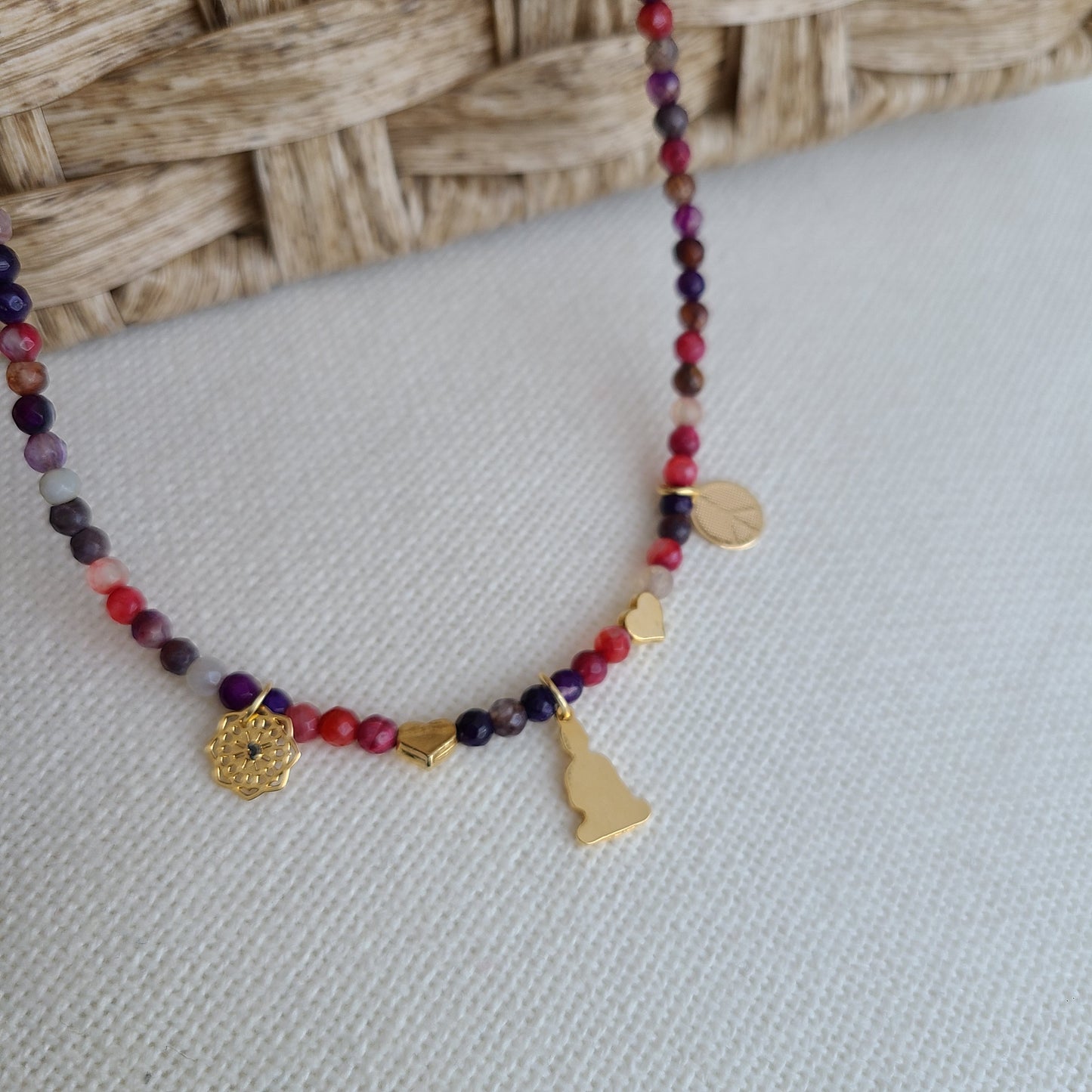 Collier en pierre d'agate multicolore