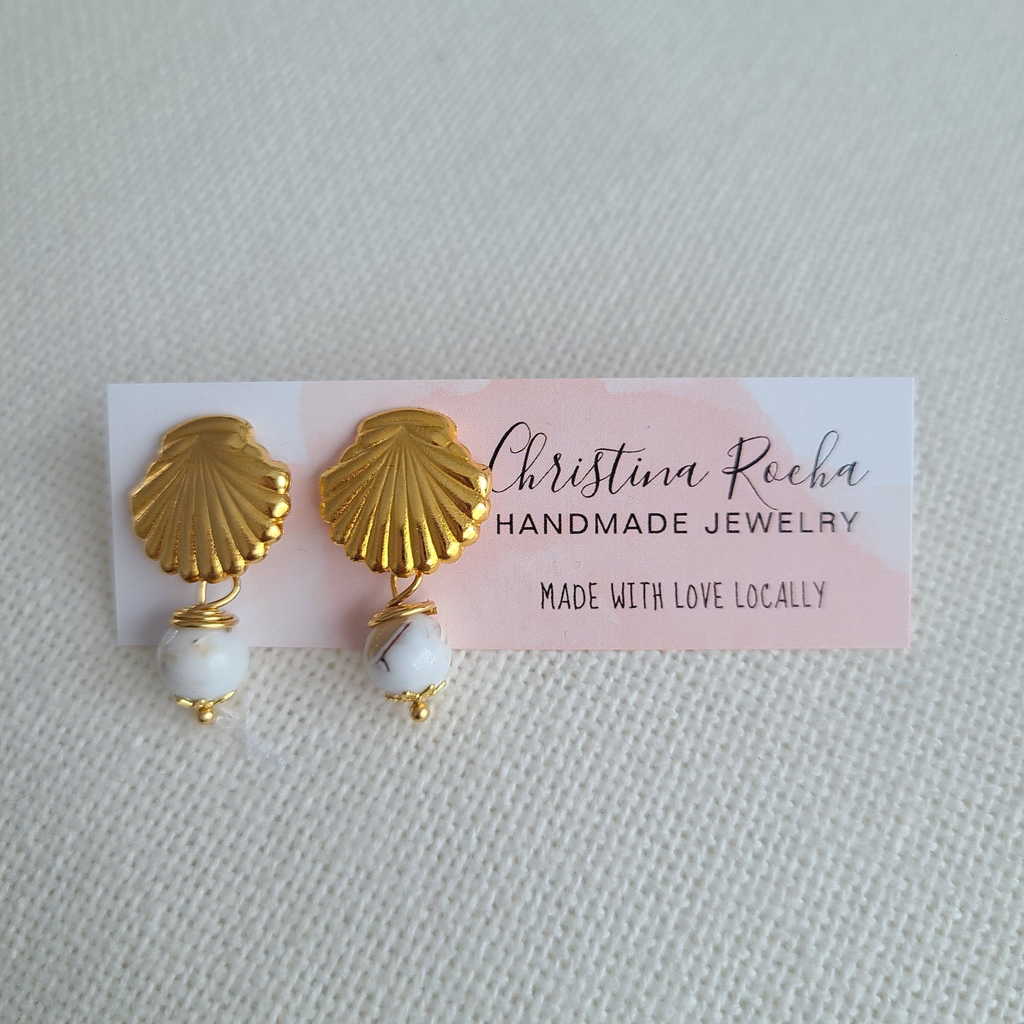 Boucles d'oreilles coquillages blancs