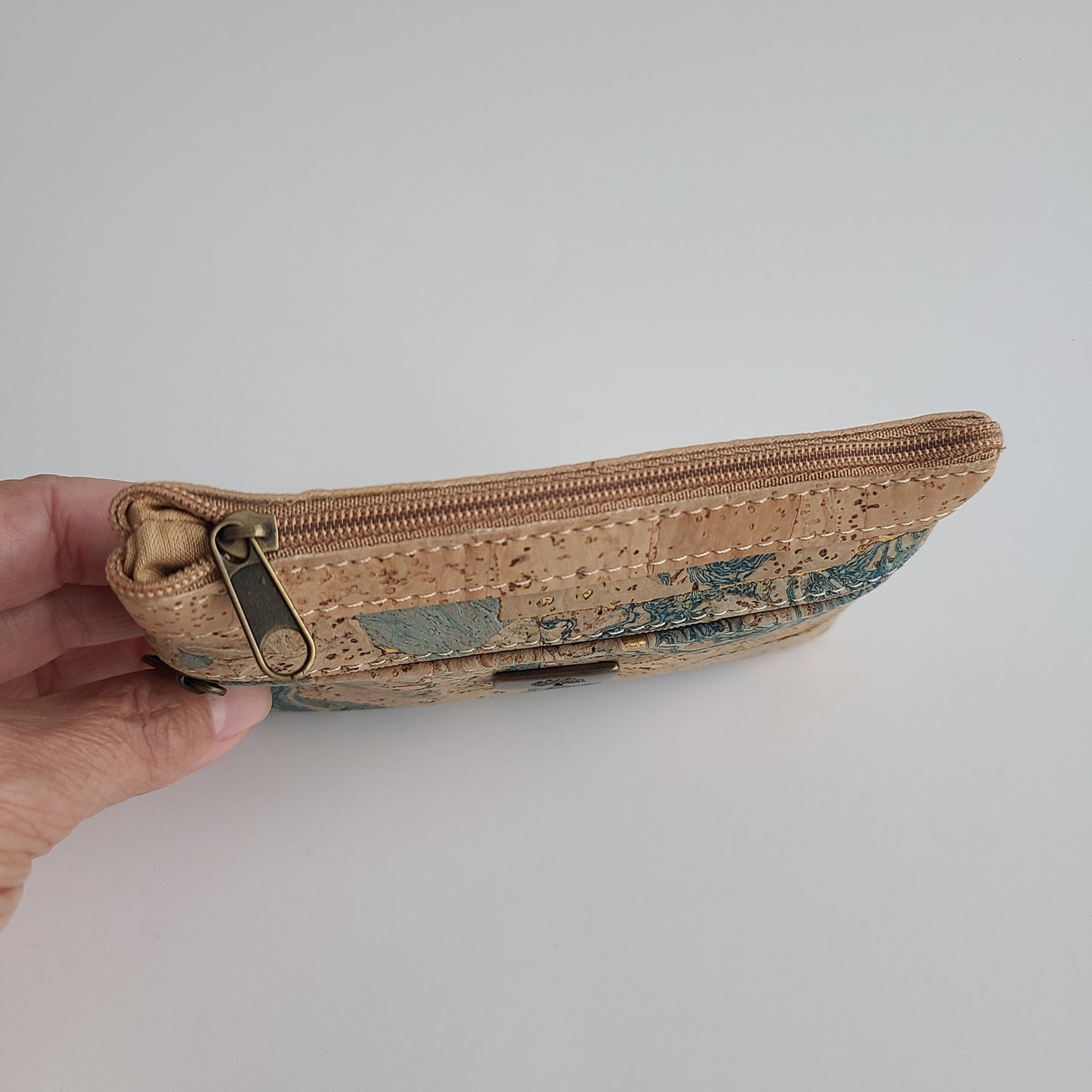 Bella Cork Pouch