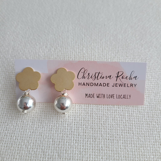 Gold Flowers - Earrings