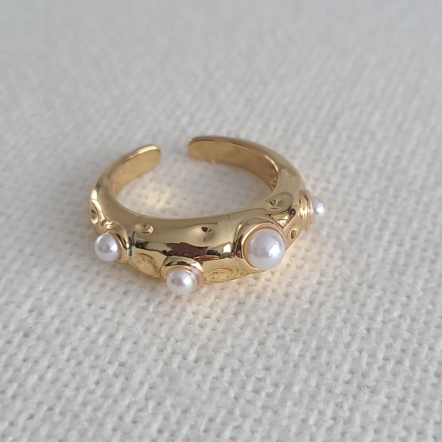 Victoria Ring