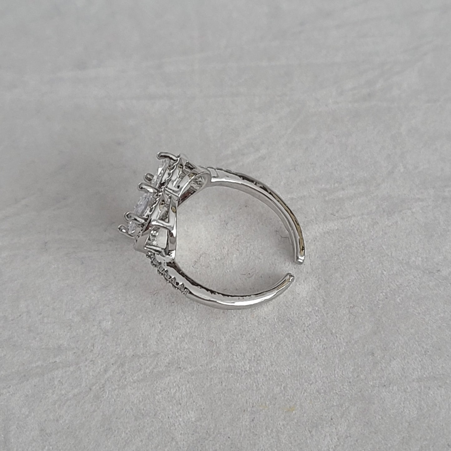 Bague en argent avec coeur