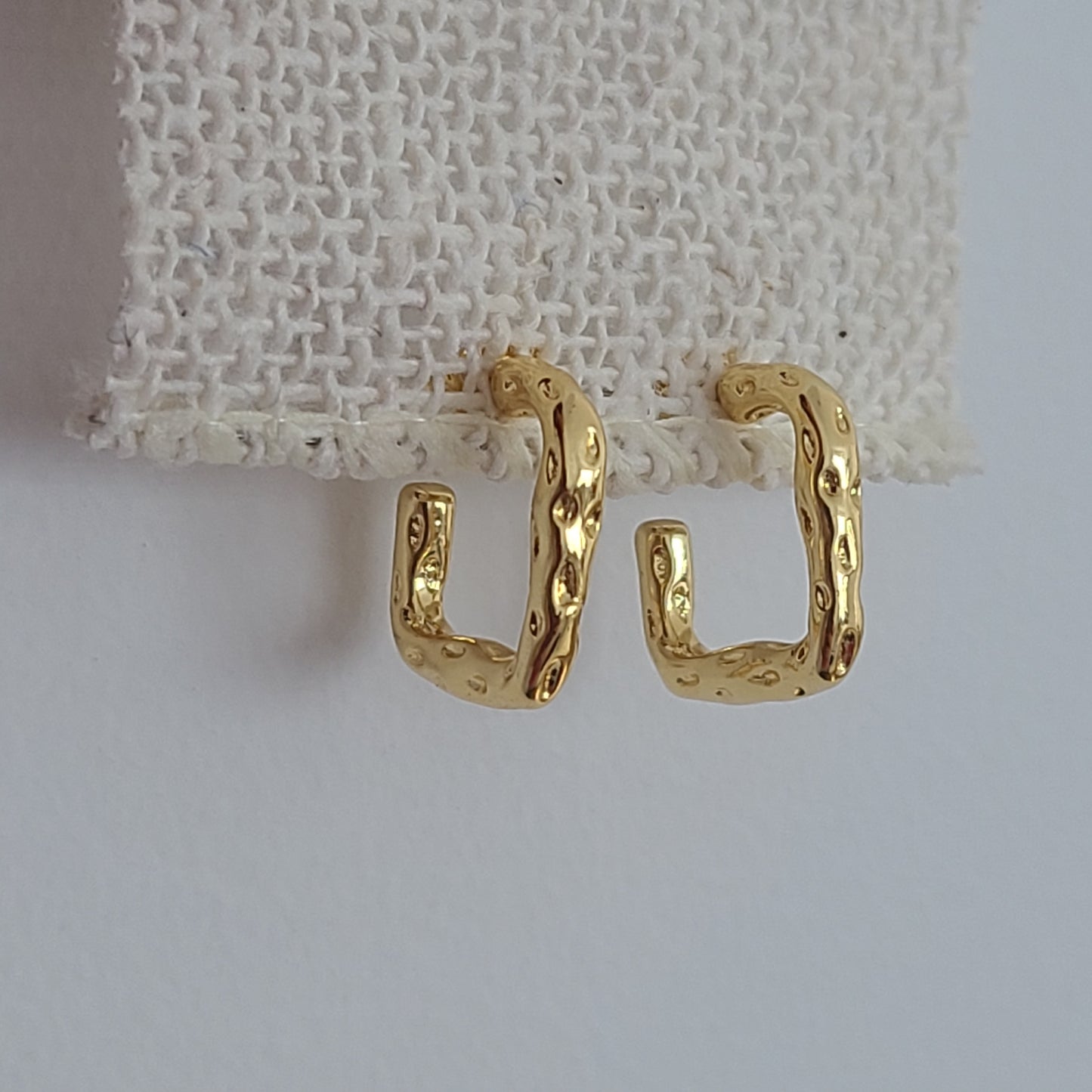 Square earrings