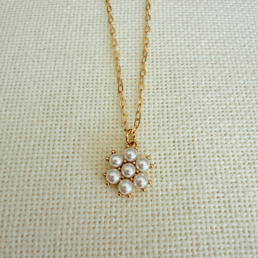 Pearl Flower Necklace