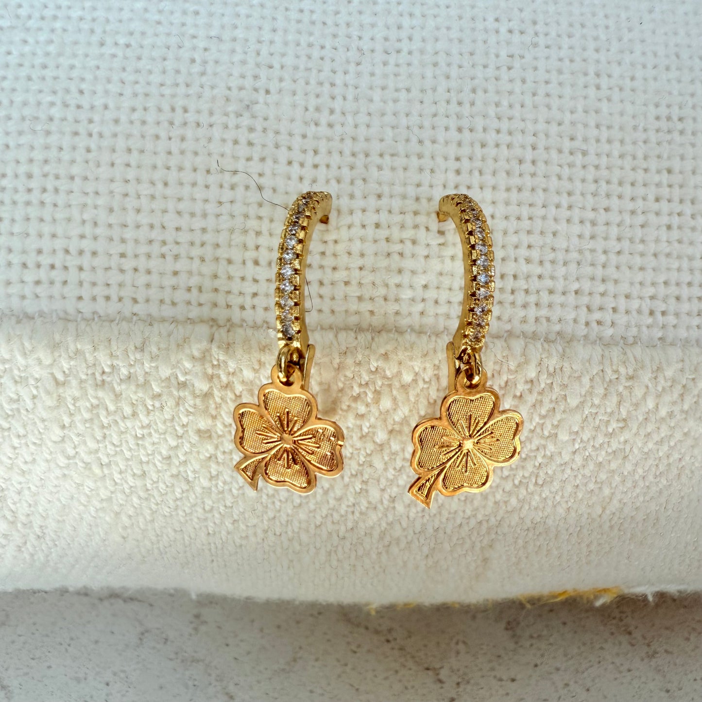 Boucles d'oreilles créoles trèfle porte-bonheur