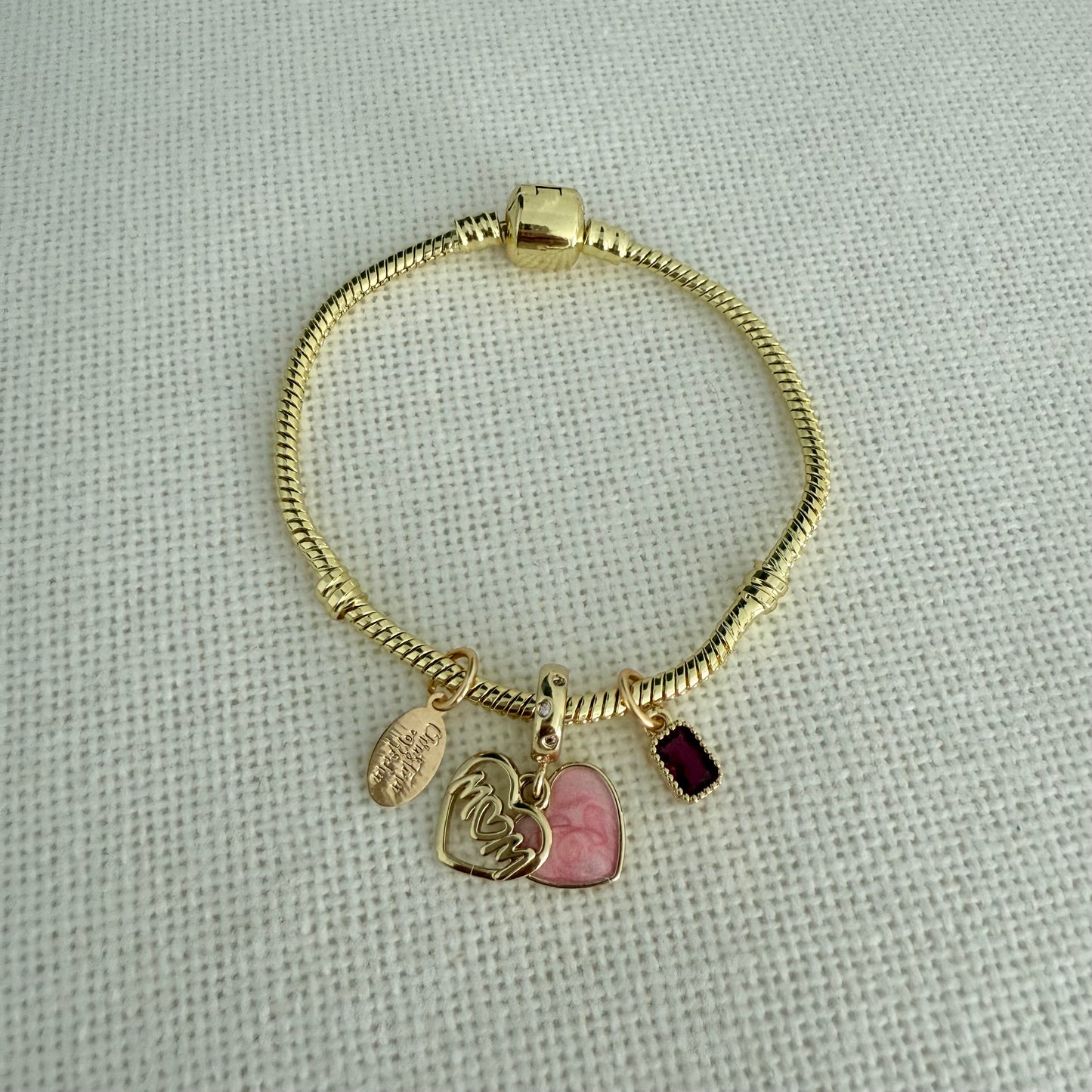 Bracelet rose perle pour maman