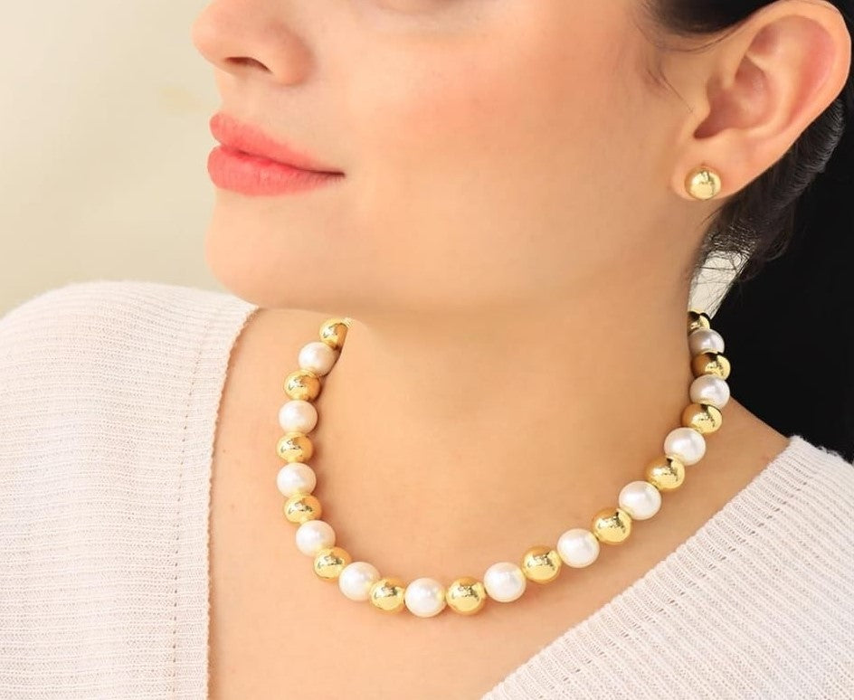 Maxi Gold & Pearls Necklace