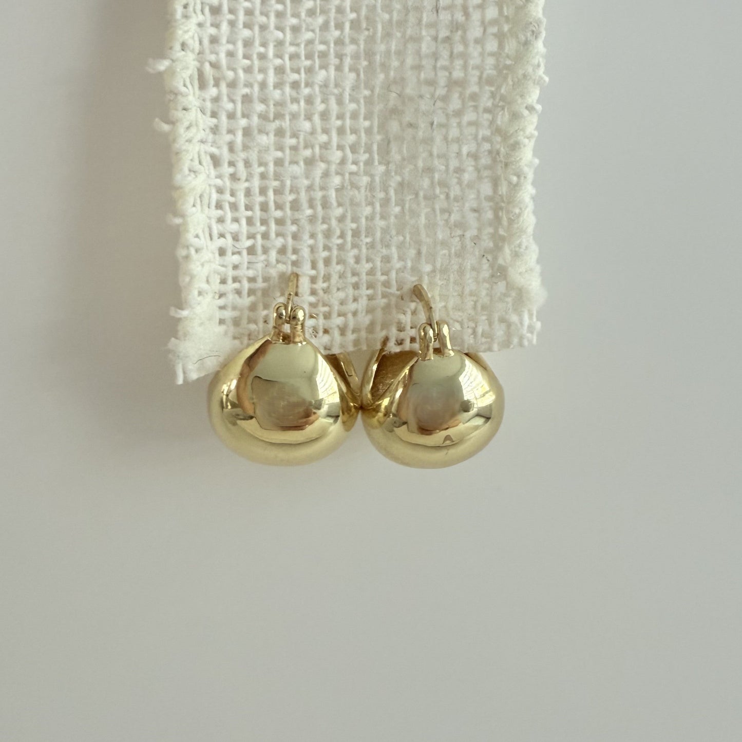 Boucles d'oreilles Nina Huggie